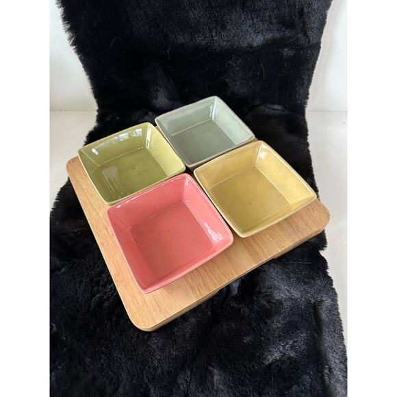 Square Bamboo Serving Board & 4 colored ceramic square dishes, ramakins, 5 pc - Picture 2 of 10